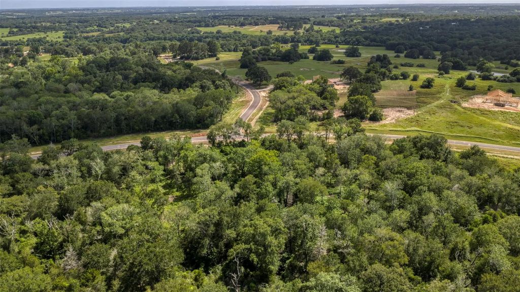2-26 Millwood Trail, Brenham