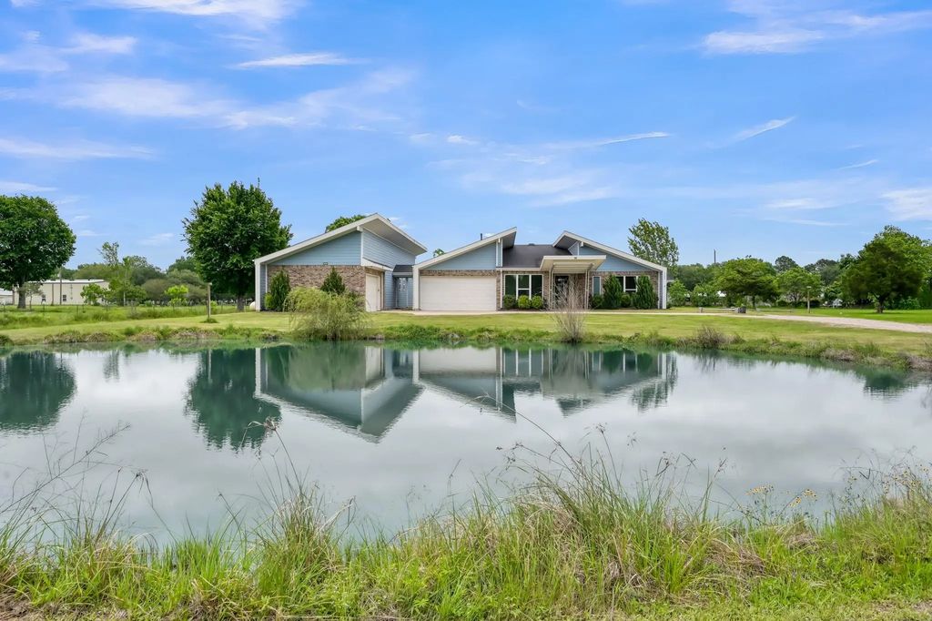 6309 N Mallard Drive, Fulshear