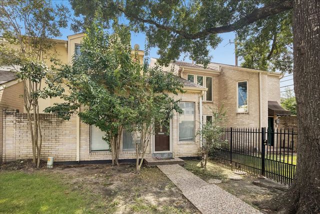 4315 Westheimer Road, Houston