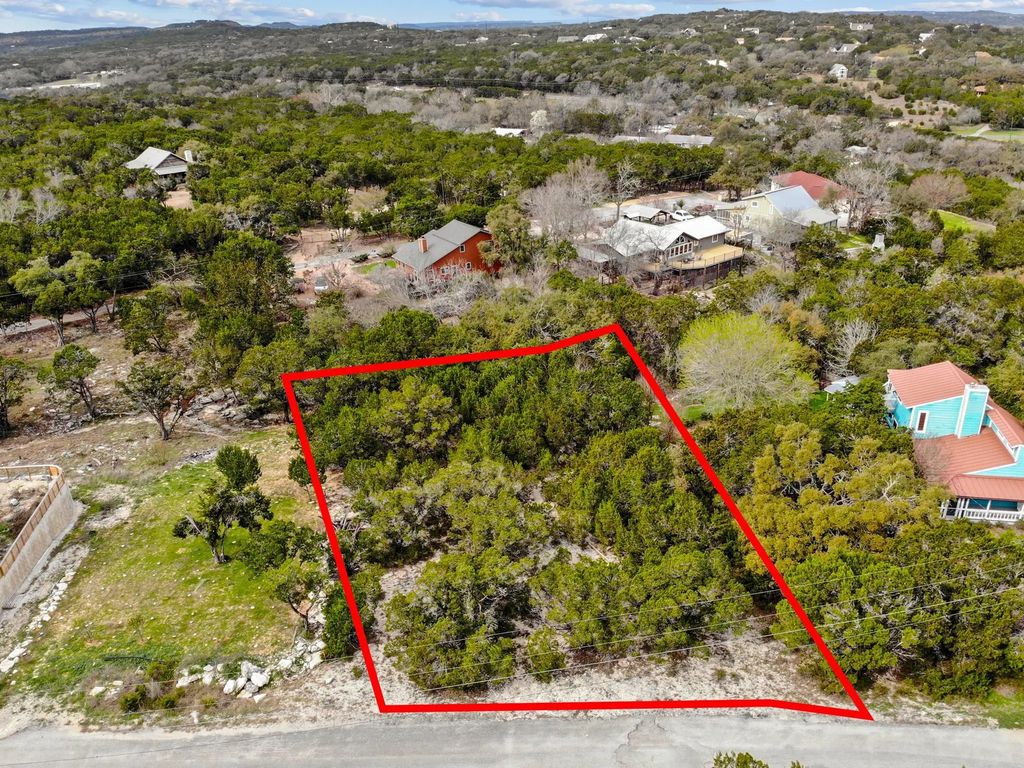 210 Barber Drive, Wimberley