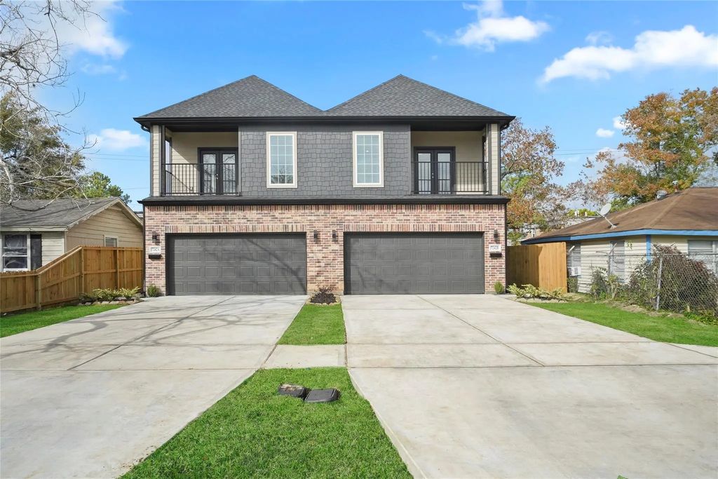 7242 Saint Augustine Street A, Houston