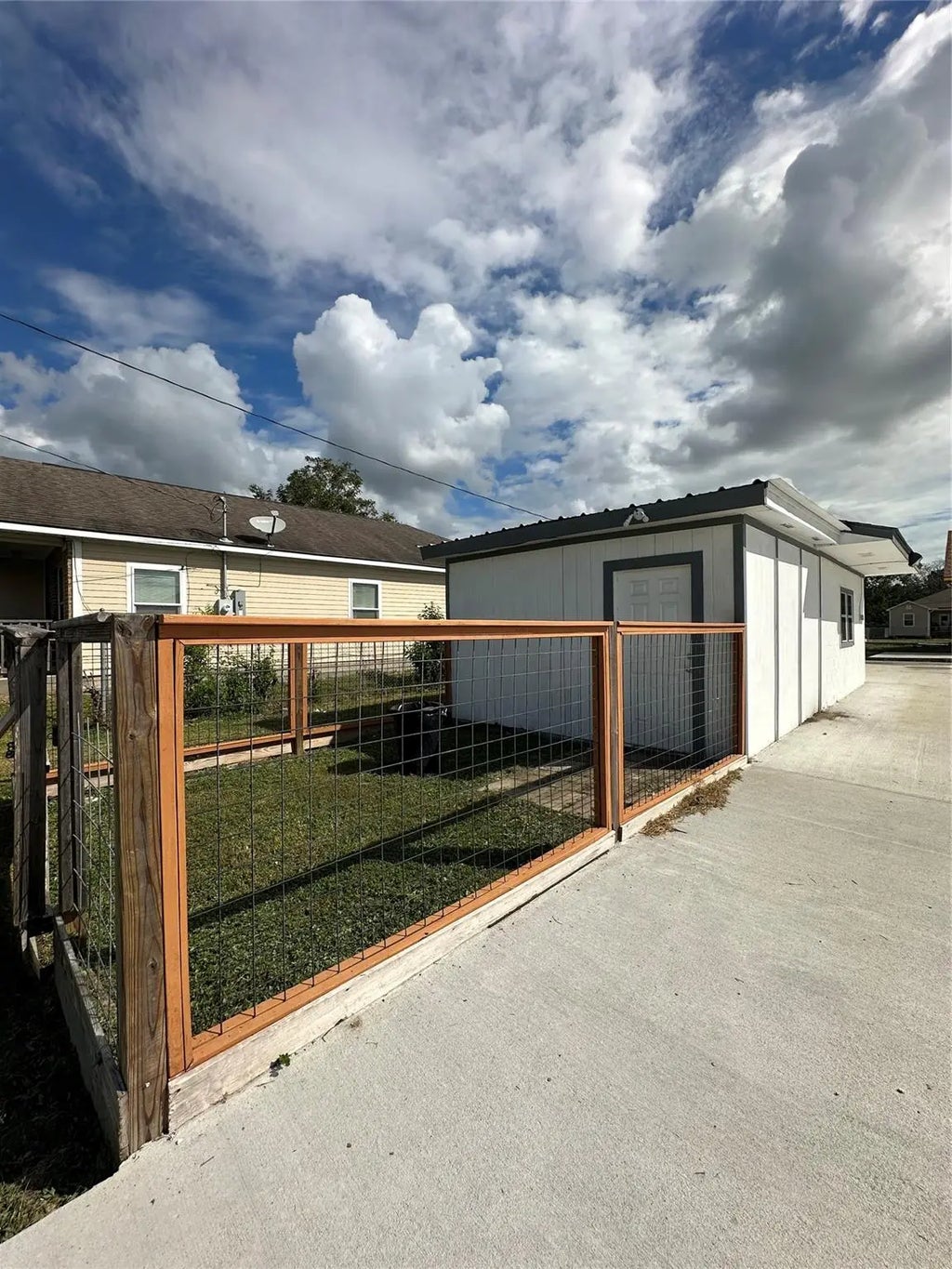 6610 1/2 Fm 1765, Texas City