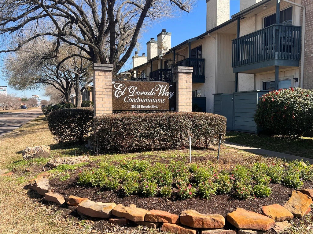 250 El Dorado Boulevard 221, Houston
