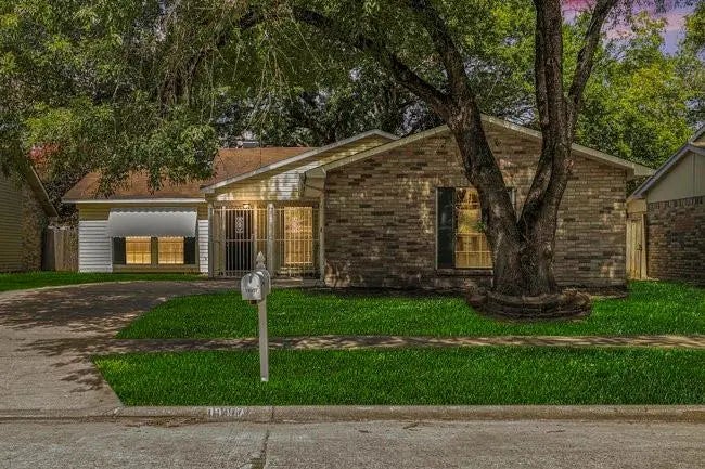 19907 Moonriver Drive, Humble