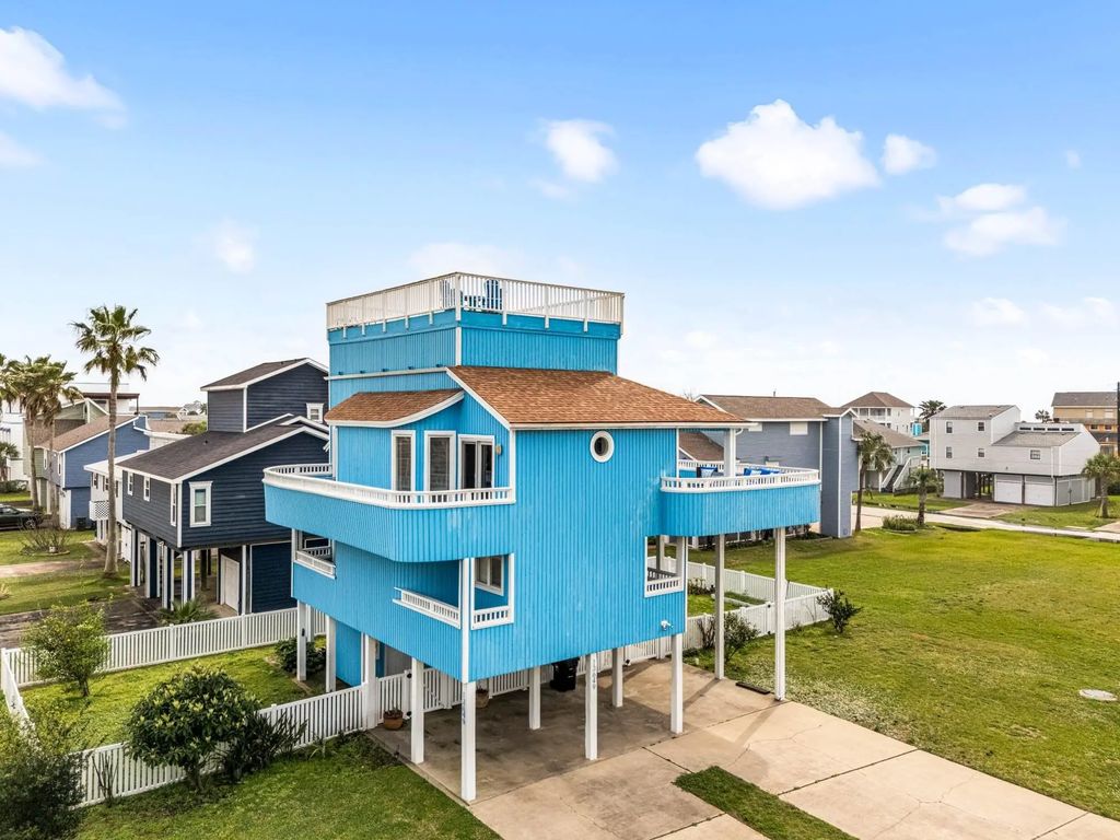 13649 Pirates Beach Boulevard, Galveston