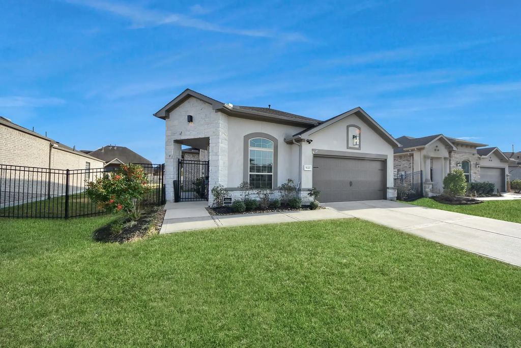 5122 Andorra Bend Lane, Porter