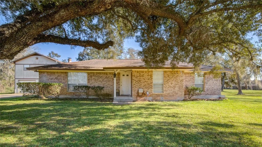 411 County Road 912a, Brazoria