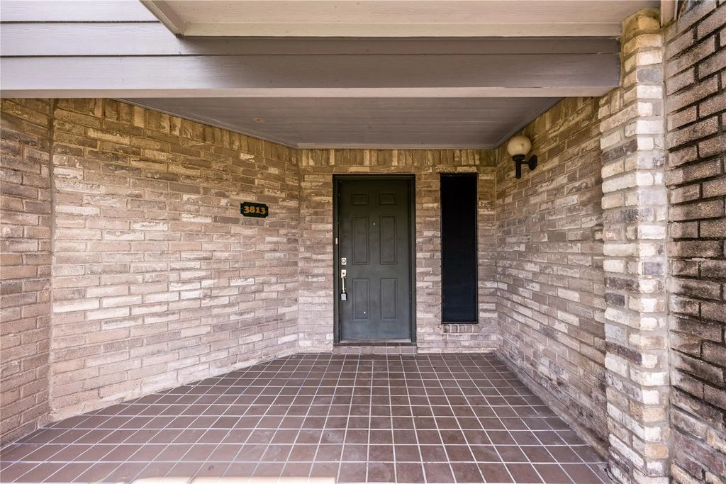 3813 Landmark Drive, Missouri City