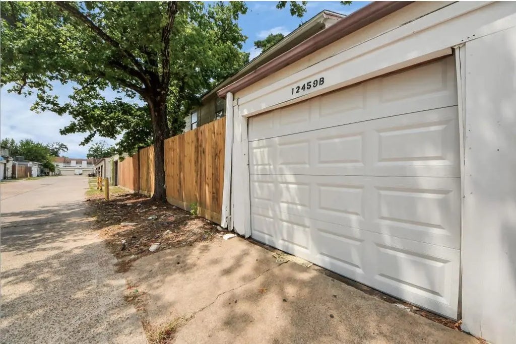 12459 W Village Drive B, Houston