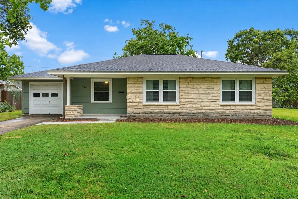 5806 Grape Street, Houston