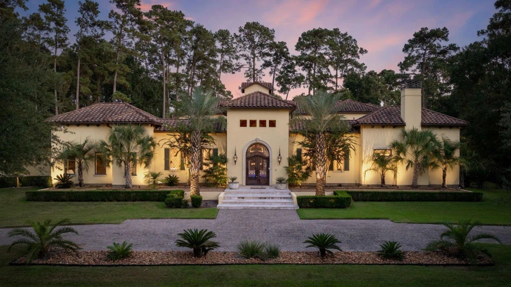 11 Palmer Crest, The Woodlands