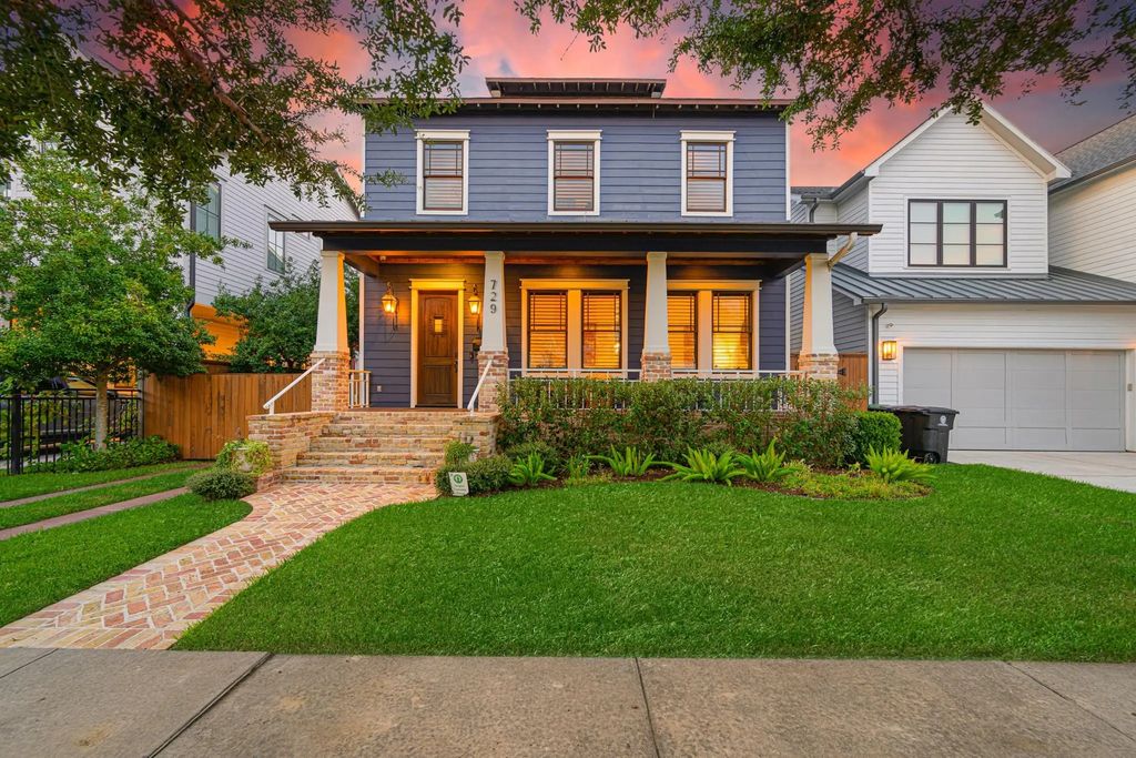 729 E 7th 1/2 Street, Houston