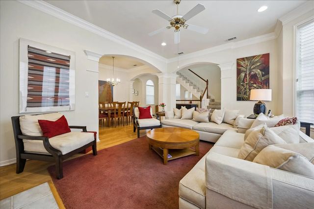 5213 Blossom Street A, Houston