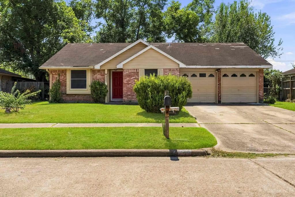 9347 Colleen Road, Houston