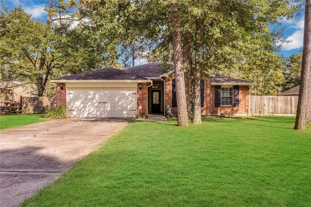 914 Mesquite Drive, Magnolia