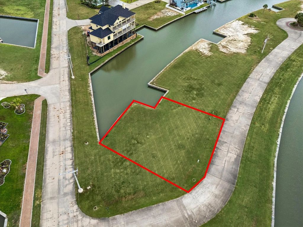 1 Summerland, Hitchcock