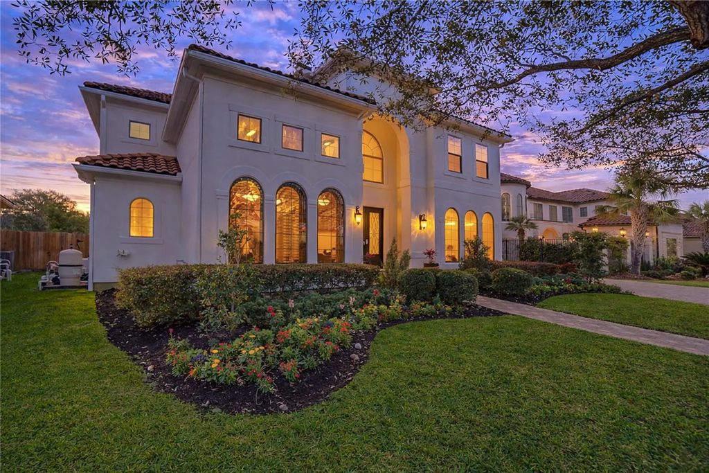 14014 Hampton Cove Drive, Houston