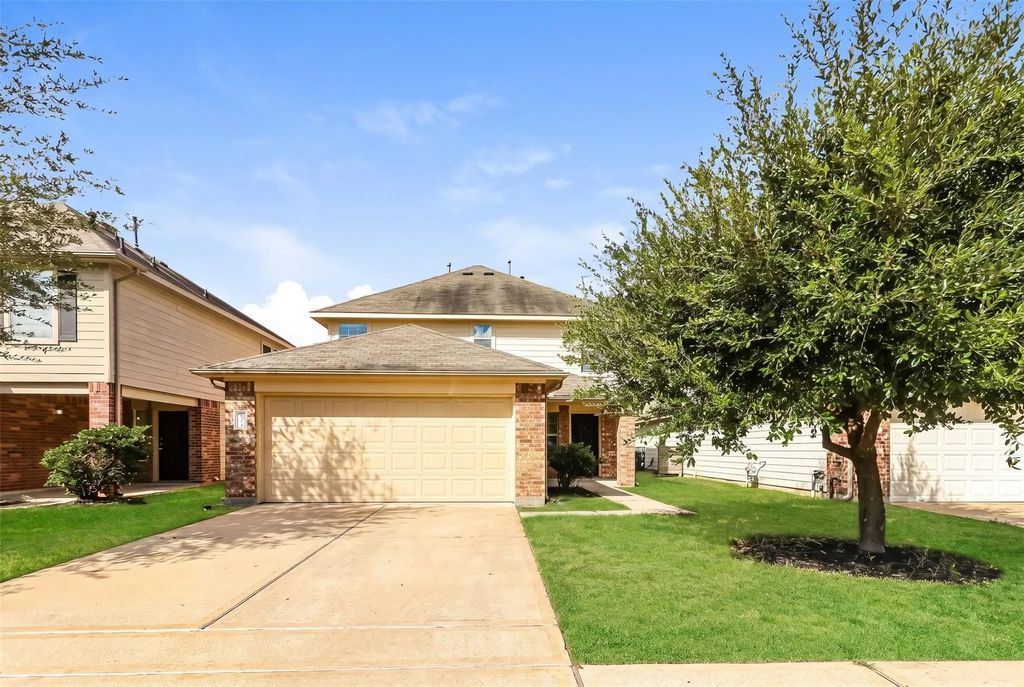 5523 Latta Plantation Drive, Katy