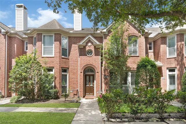 711 W Heights Hollow Lane, Houston