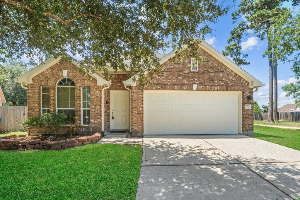 22543 Sweetglen Court, Spring