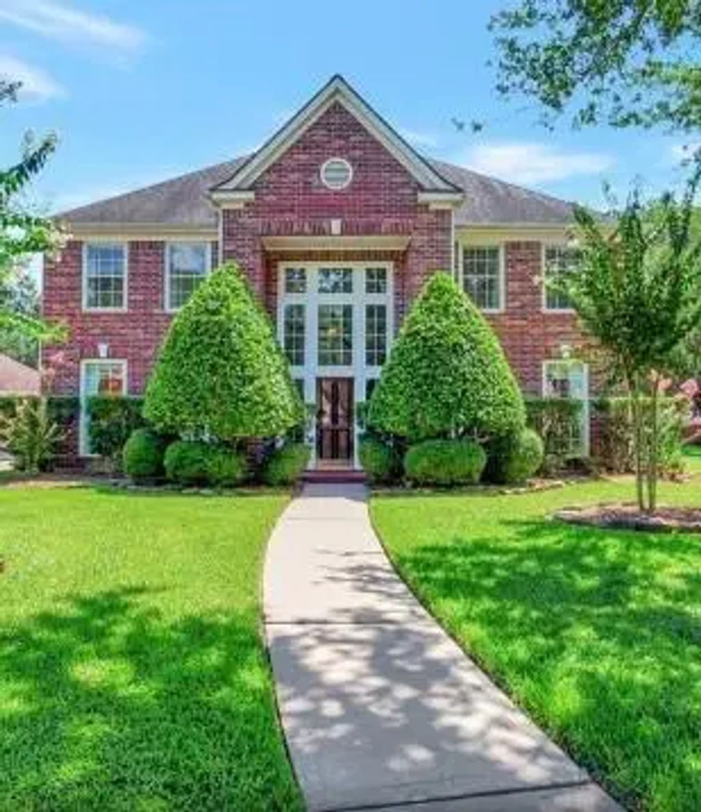 2021 Lauren Lake Drive, League City