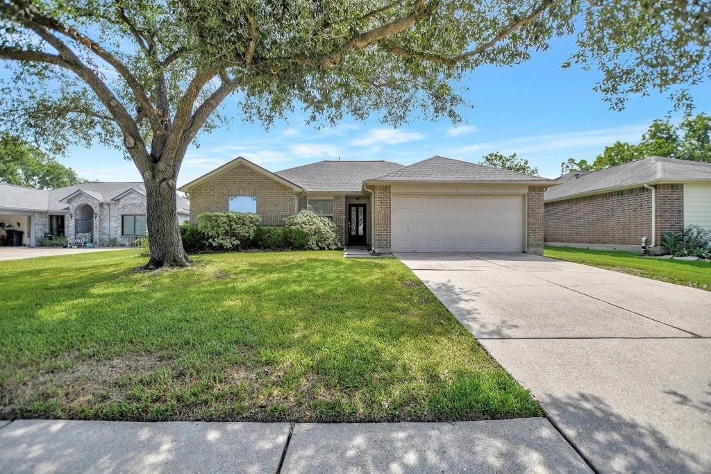 18234 Drum Heller Lane, Tomball