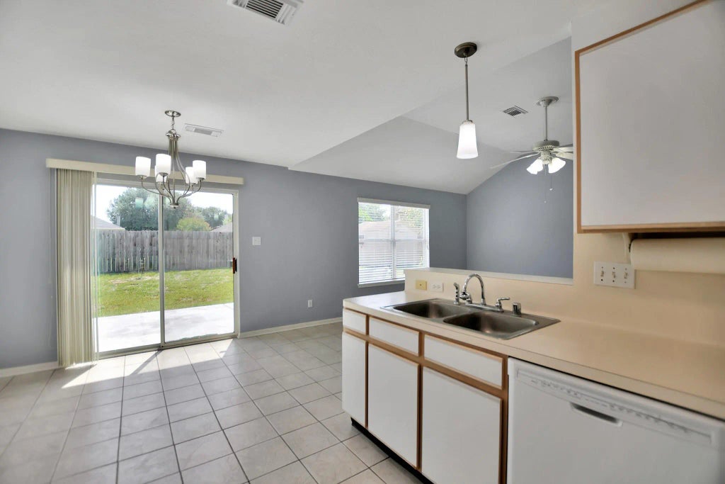 18234 Drum Heller Lane, Tomball