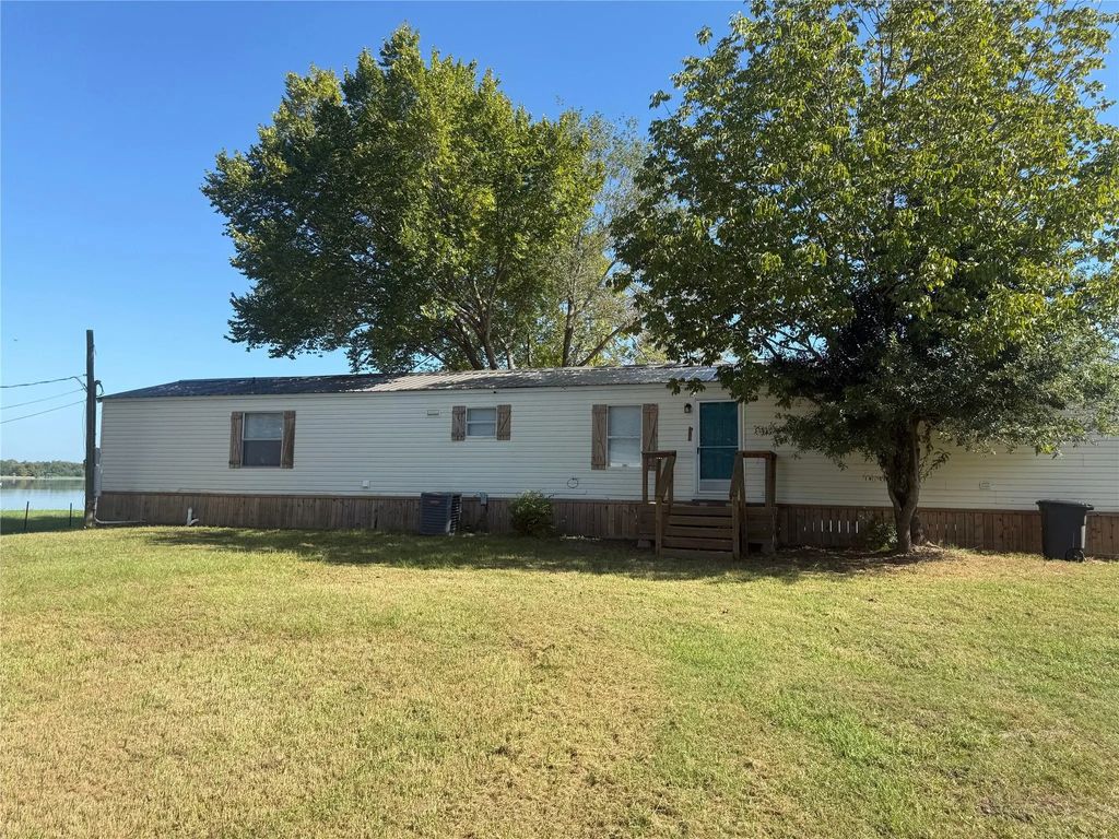 14 Walnut Bend, Huntsville