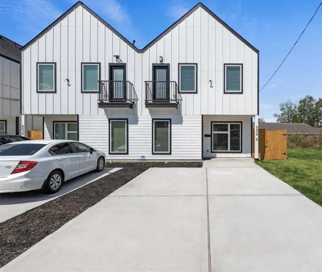 8634 Scott B Street, Houston