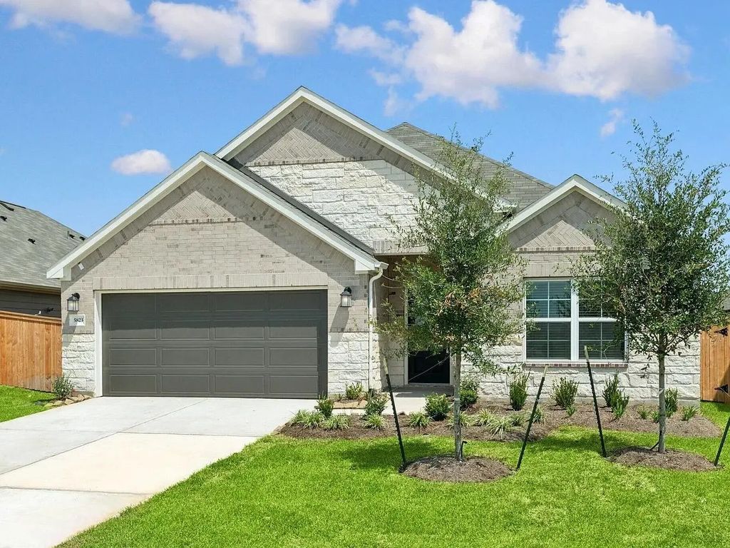 5823 Sunkissed Drive, Fulshear