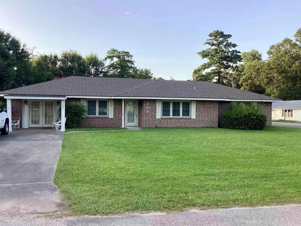 402 W Drew St, Kirbyville