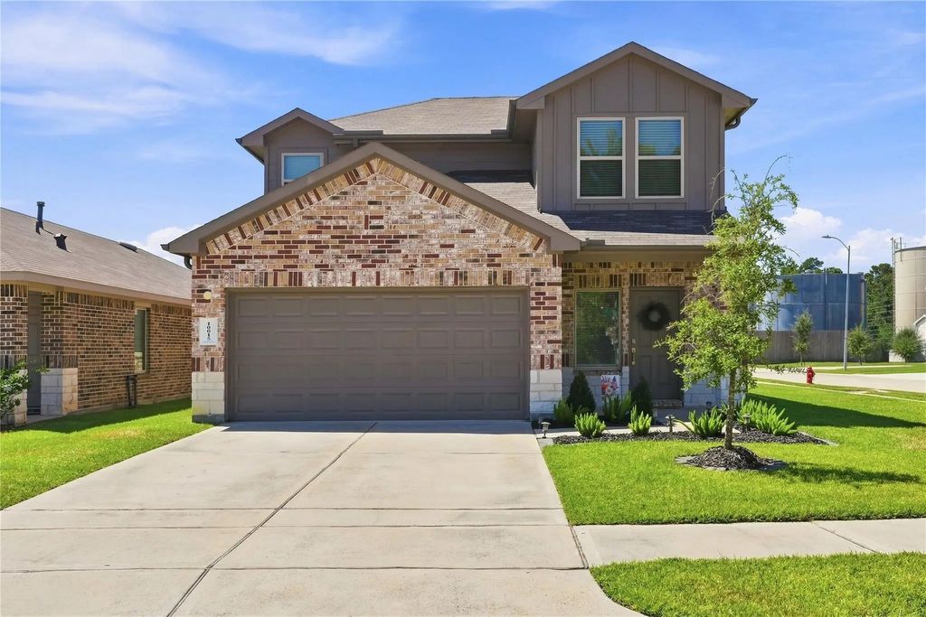 10015 Lavender Lane, Magnolia