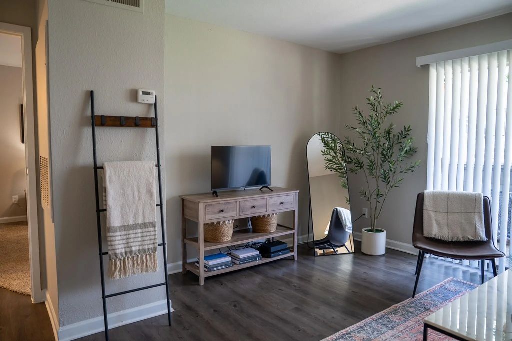 11000 Crescent Moon Drive 221, Houston