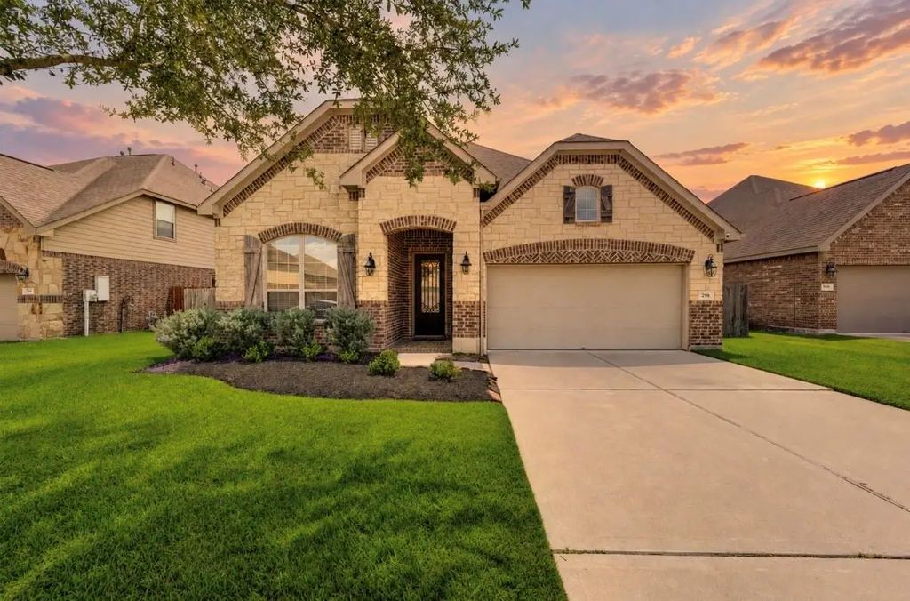 298 Clearwood Drive, League City