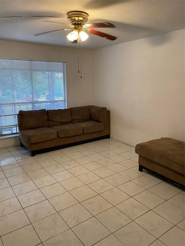 5625 Antoine Drive 412, Houston