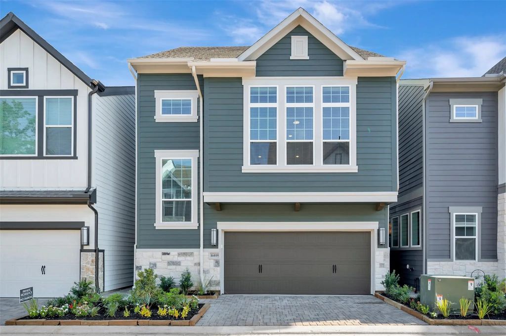 16019 Hayes Park Drive, Houston