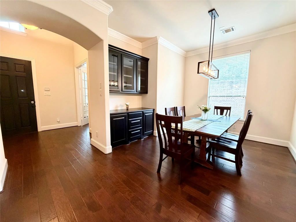 175 Oarwood Place, Spring