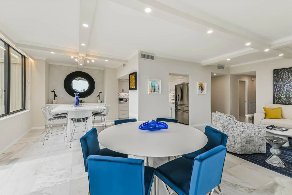 14 Greenway Plaza 15p, Houston