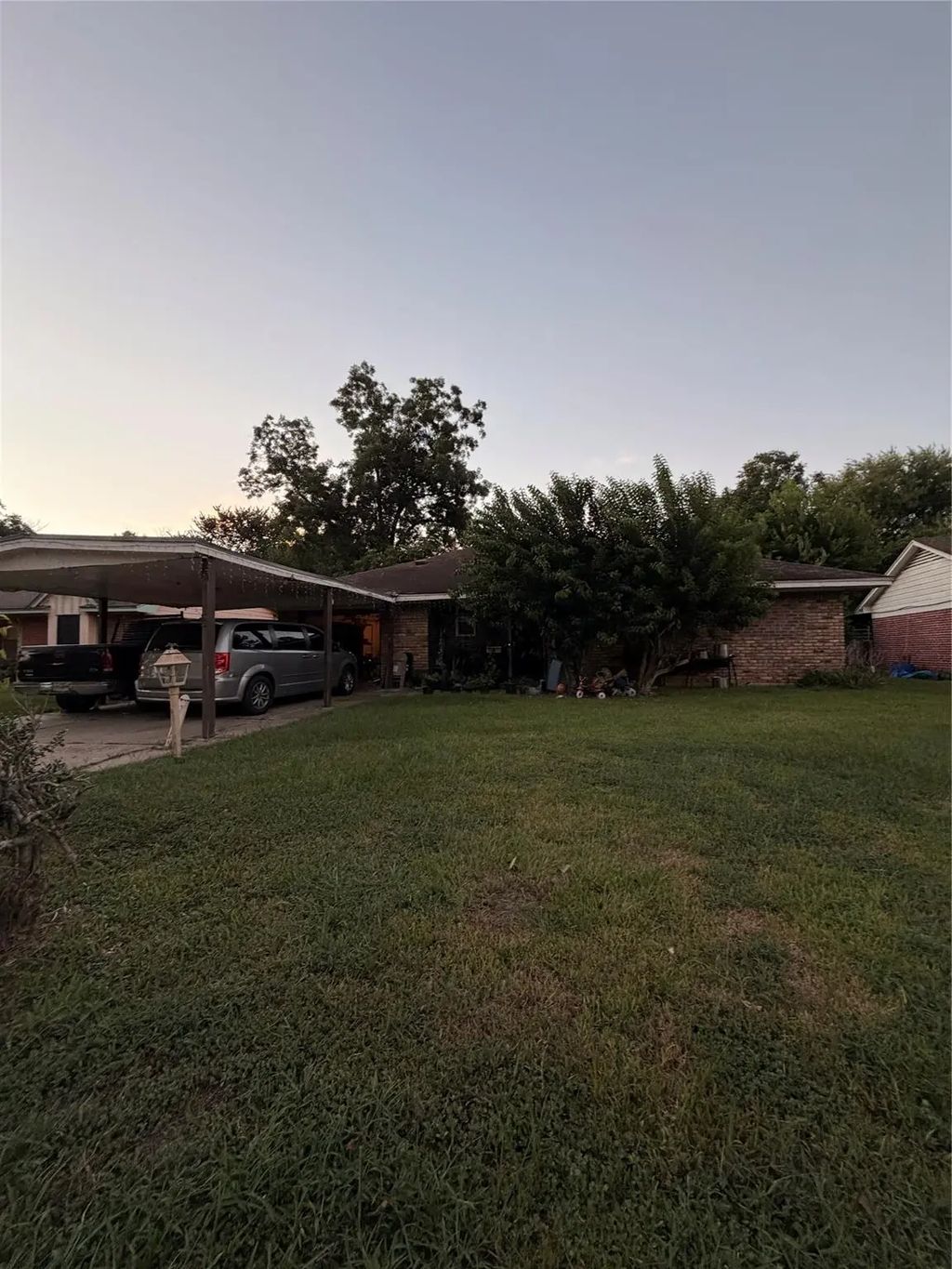 5715 Waterford Drive, Houston