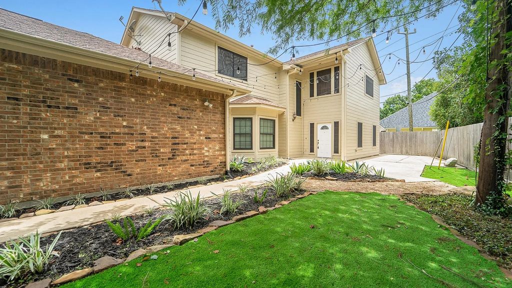 2052 Glencove Drive, Seabrook