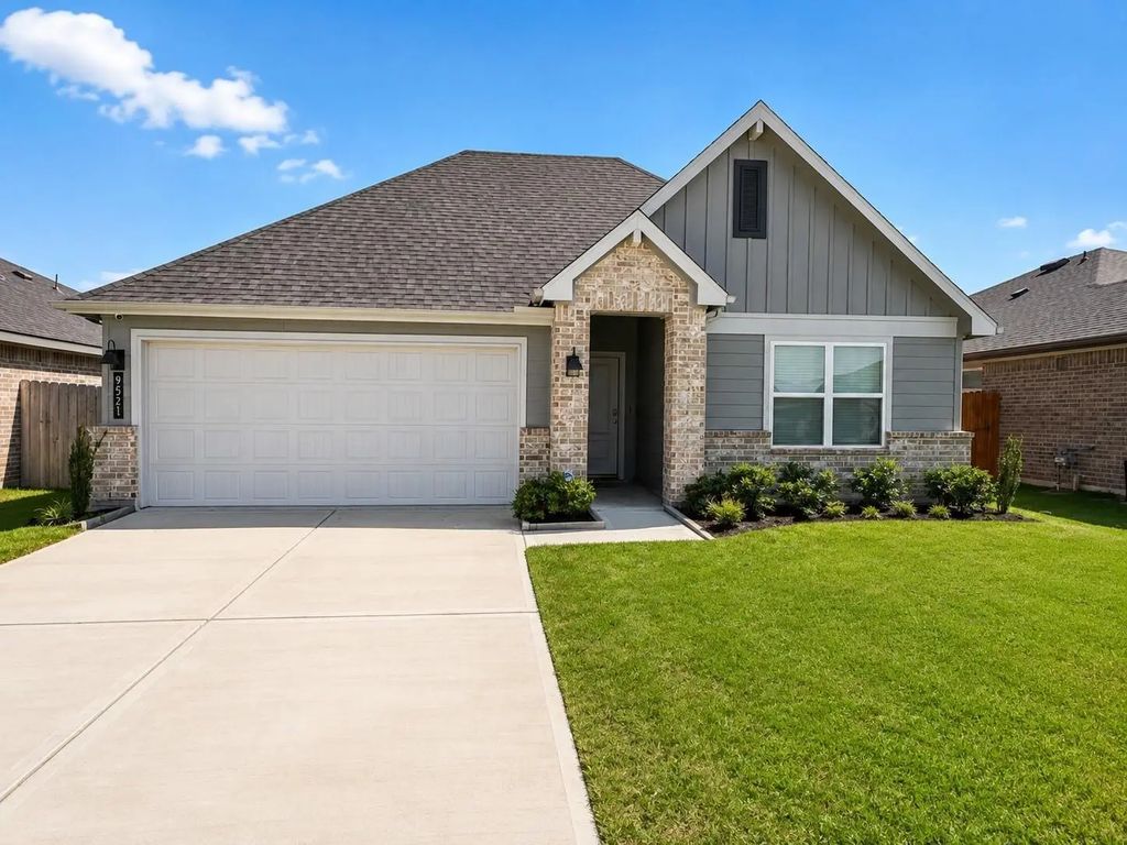 9521 Chelsea Street, Texas City