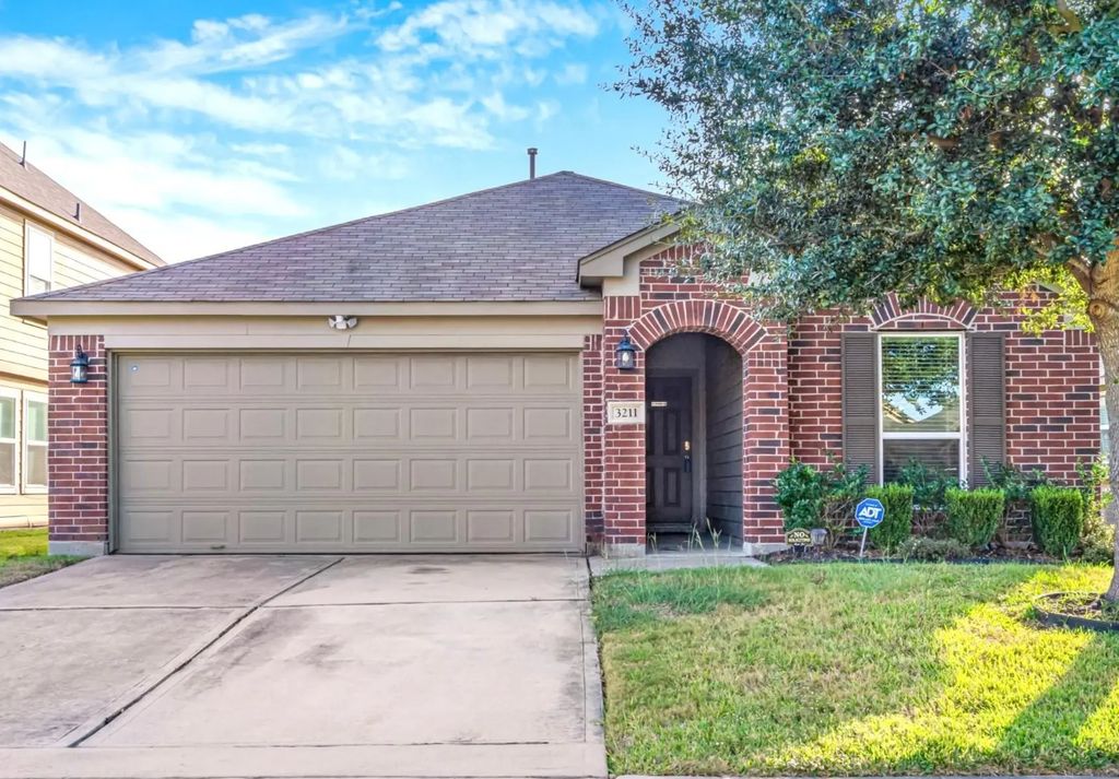 3211 Madison Elm Street, Katy