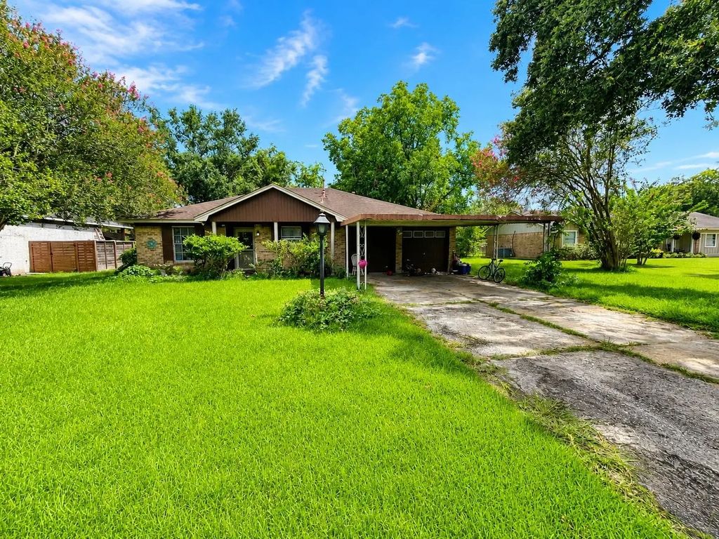 12311 Dakar Drive, Houston