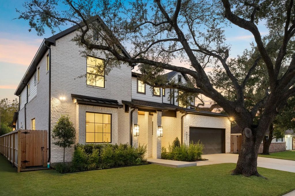 8021 Turquoise Lane, Houston