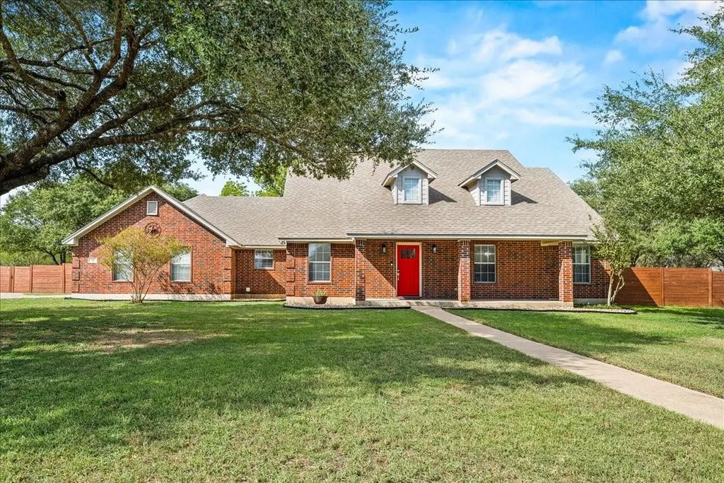 118 Spring Meadow Road, Bastrop