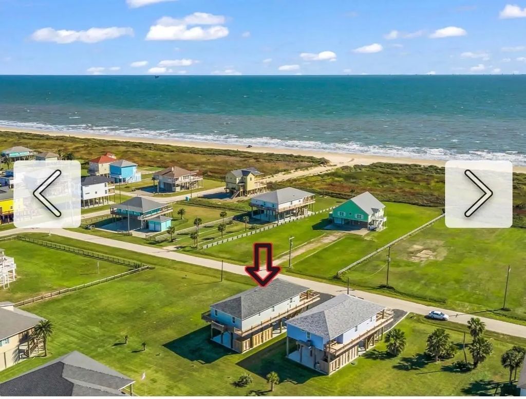 4415 Strand Avenue, Crystal Beach