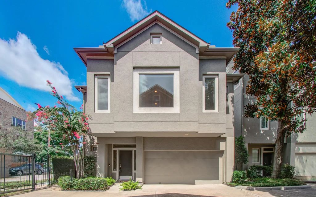 4448 Center Street, Houston