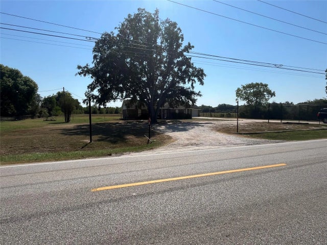 13927 Boudreaux Road, Tomball