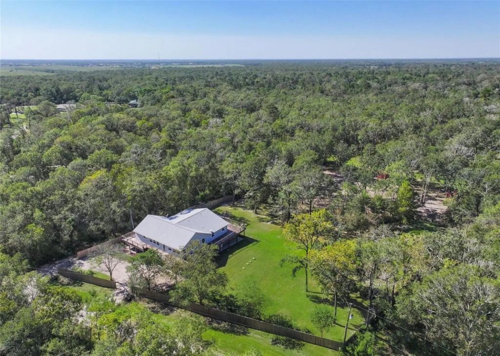 6310 Wickwillow Lane, Alvin