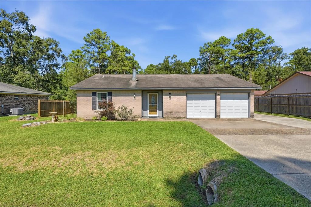 9819 Forest Hollow Drive, Baytown